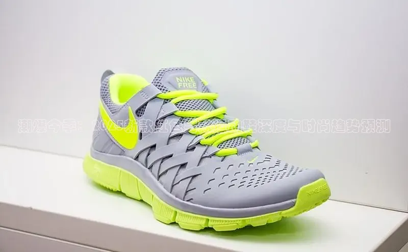 潮爆今季：2025新款红色男款运动鞋深度与时尚趋势预测